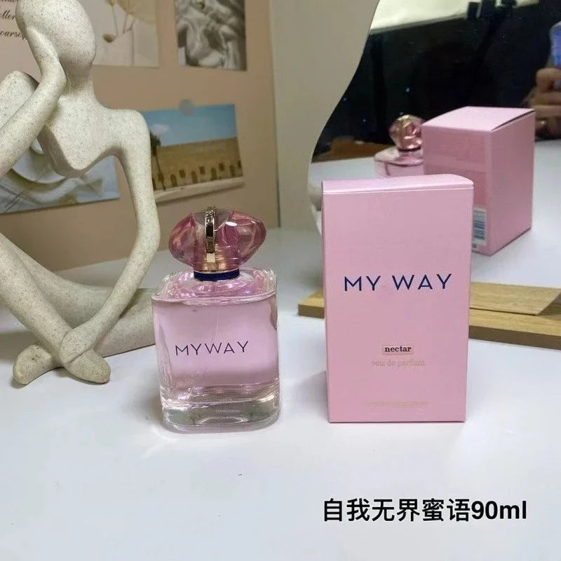 90ML Popular Brand Perfume Fresh and lively women's body spray Sweet but not cloying Long Lasting Fragrance Suitable for dating