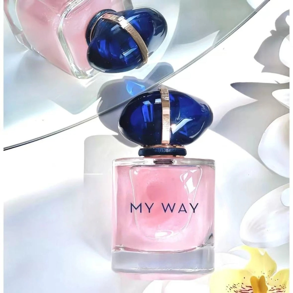 90ML Popular Brand Perfume Fresh and lively women's body spray Sweet but not cloying Long Lasting Fragrance Suitable for dating