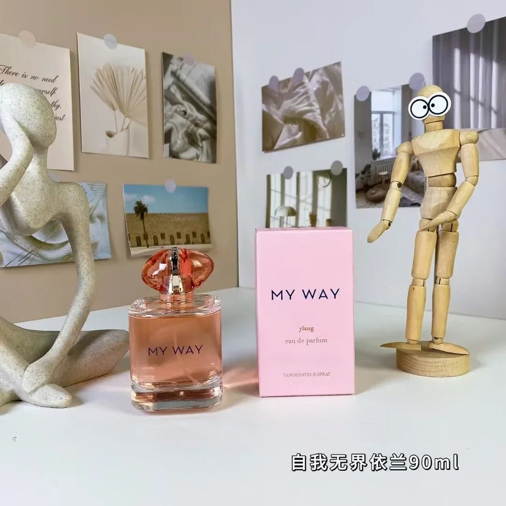 90ML Popular Brand Perfume Fresh and lively women's body spray Sweet but not cloying Long Lasting Fragrance Suitable for dating